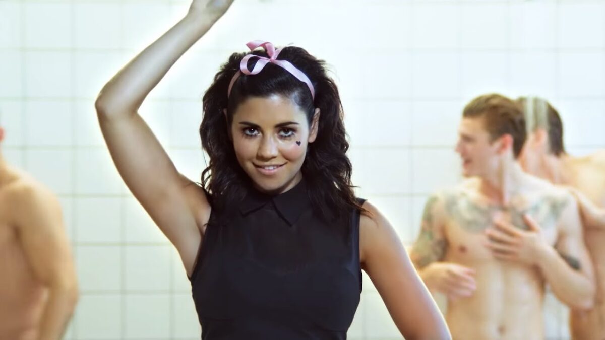 Marina Diamandis cumple hoy 33 años
