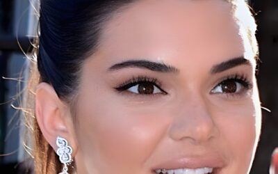 Kendall Jenner, estrella de la televisión, cumple 23 años