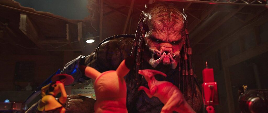 Predator (2018): ¡Ahora con perritos espaciales!
