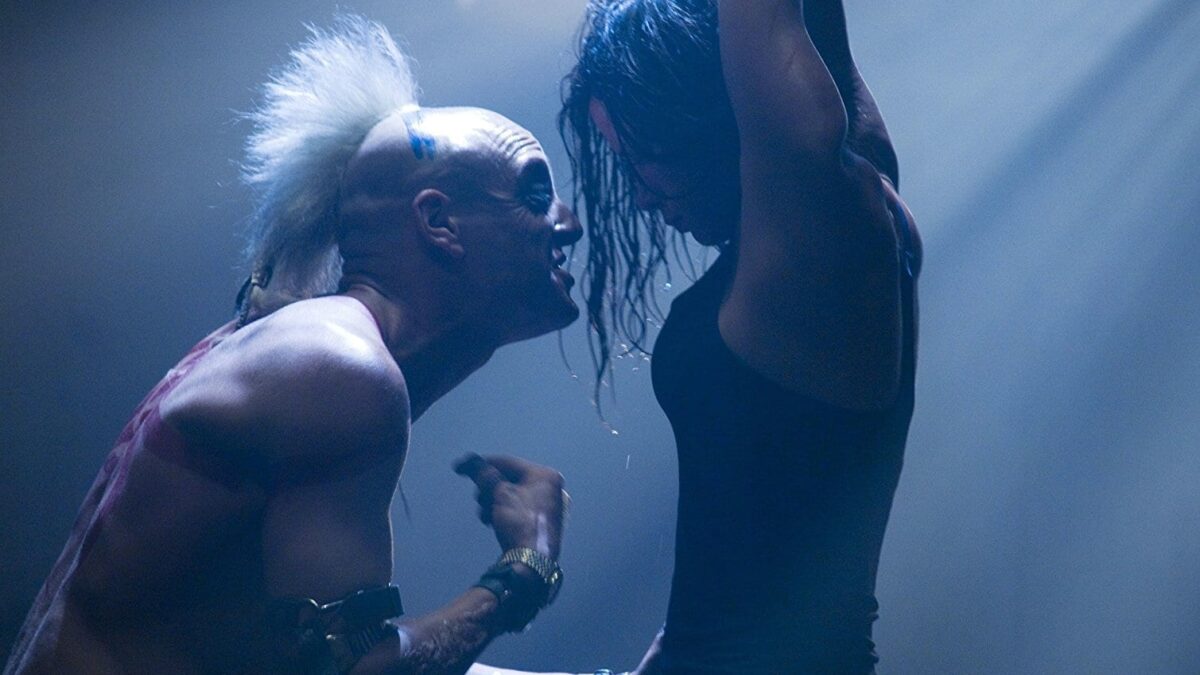 Doomsday (2008). Película: Crítica, Reseña