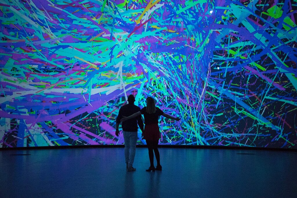 Zoe (2018): Romántica IA