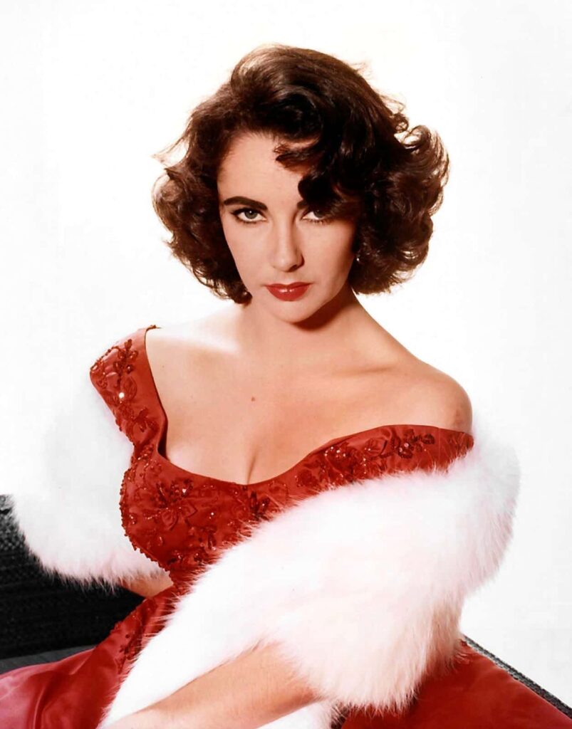 Elizabeth Taylor Nació Tal Día Como Hoy