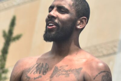 Kyrie Irving Cumple 27 años