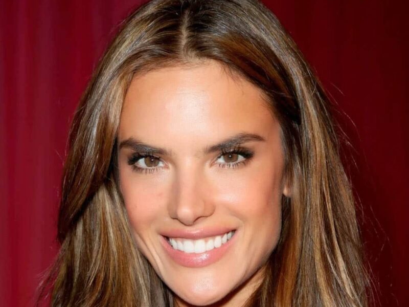 Alessandra Ambrosio Cumple 38 Años
