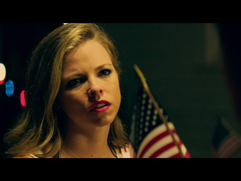 Arsenal (2017): Mafiosos, Pistolas y Mucha Sangre