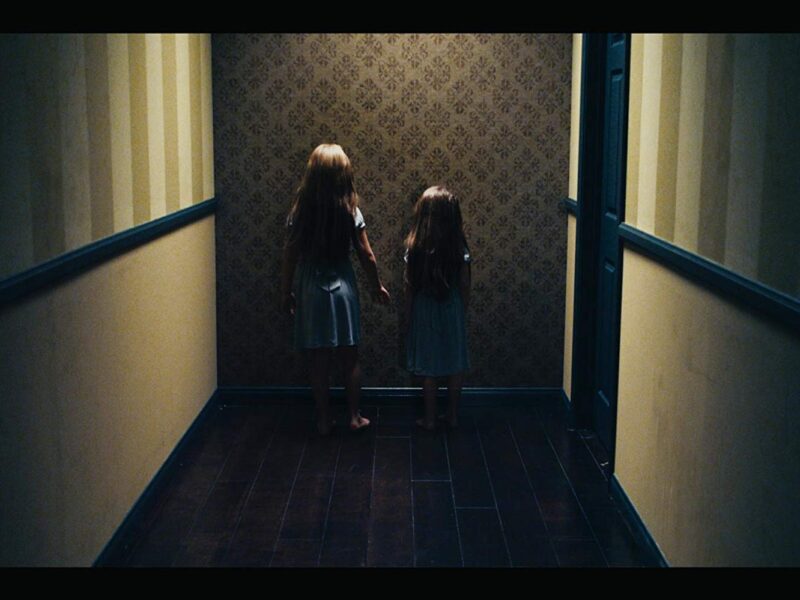 Detrás de las Paredes (2011). Película Suspense. Crítica, Reseña