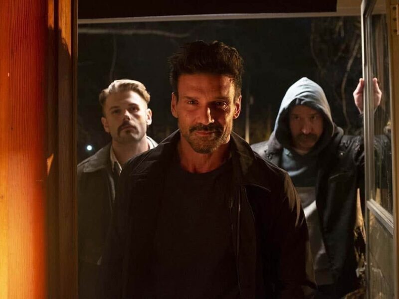 Into the Ashes (2019), de Aaron Harvey