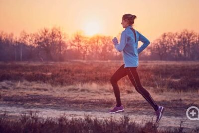 Recuperar la figura con estos 5 ejercicios post Navidad que recomienda mediQuo