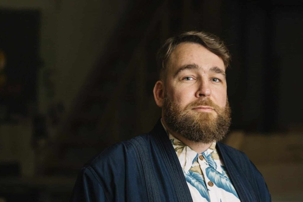 El artista madrileño Lorenzo Sandoval, finalista del Premio Cervezas Alhambra de Arte Emergente