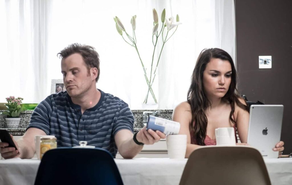 ¿Por Amor o Por Dinero? (2019). Película: Crítica, Reseña