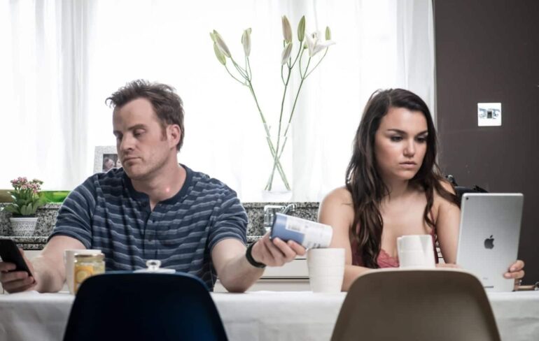 ¿Por Amor o Por Dinero? (2019). Película: Crítica, Reseña