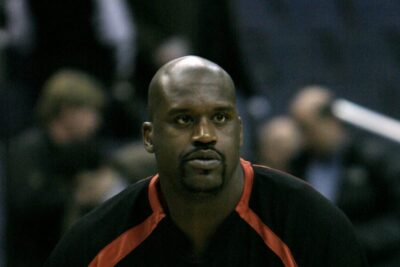Shaquille O’Neal Cumple 48