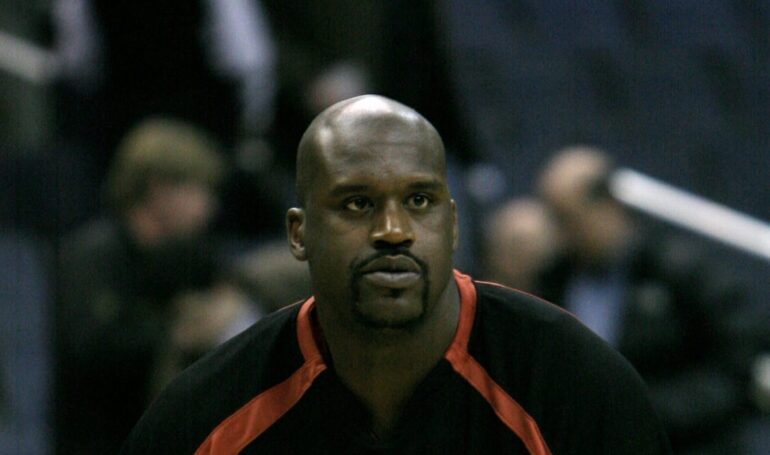 Shaquille O’Neal Cumple 48