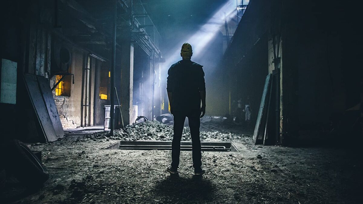 Party Hard, Die Young. Película Slasher. Crítica, Reseña