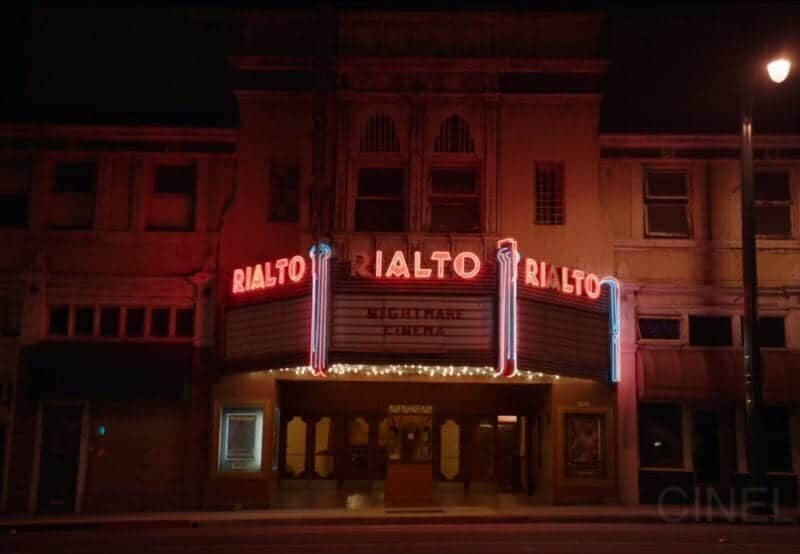 Nightmare Cinema (2018). Terror Comedia. Crítica, Reseña