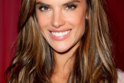 Alessandra Ambrosio: Famosos Nacidos Hoy, 11 de Abril