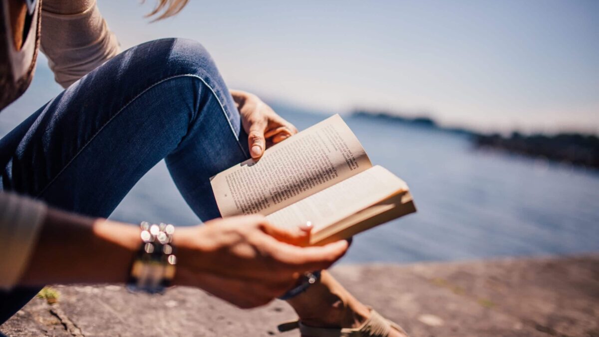 A selection of amazing Books to Read in Summer
