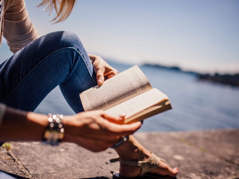 A selection of amazing Books to Read in Summer