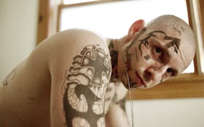 Skin (2019). Película naonazis. Crítica, Reseña