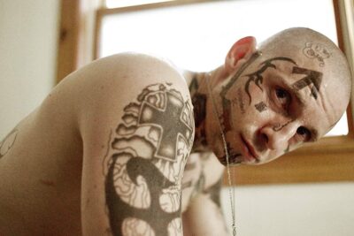 Skin (2019). Película naonazis. Crítica, Reseña