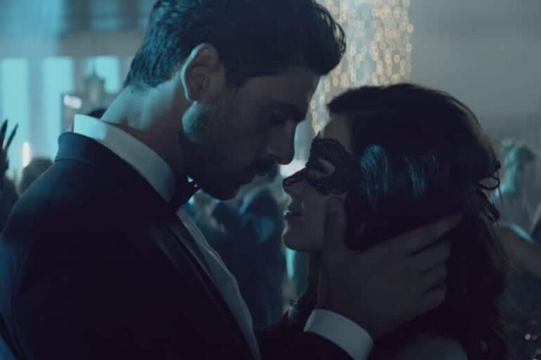 365 Días (2020) Crítica de la Película (o Peliculón)