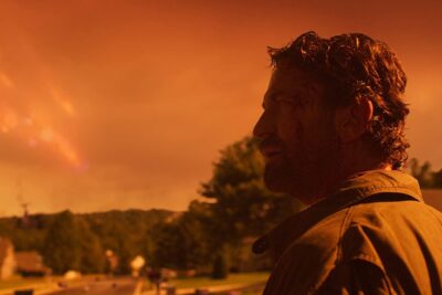 Greenland (2020). Movie Trailer. Gerard Butler