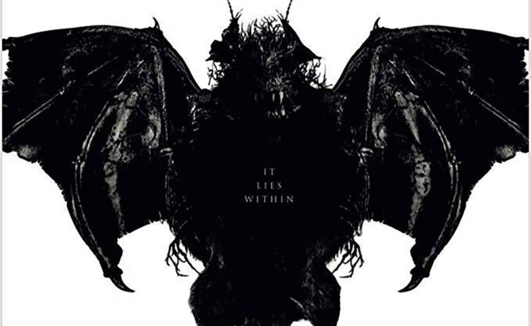 Amulet (2020). Película Terror. Crítica, Reseña