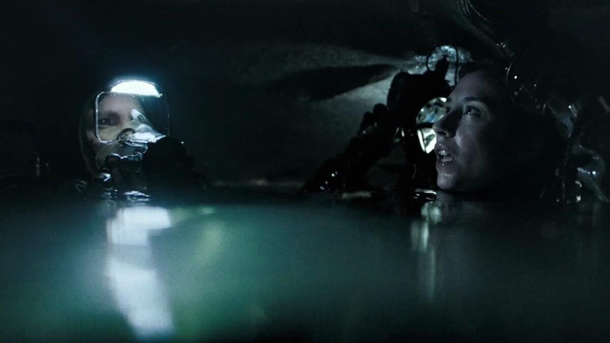 Atrapada en las Profundidades (2020). Película. Crítica, Reseña