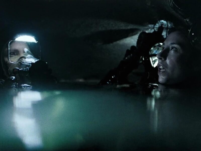 Atrapada en las Profundidades (2020). Película. Crítica, Reseña