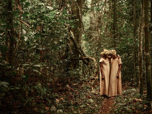 NY Exhibitions. Pieter Henket: Congo Tales Howard Greenberg Gallery
