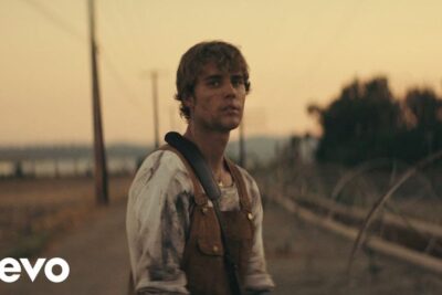 New Video. Justin Bieber – Holy ft. Chance The Rapper