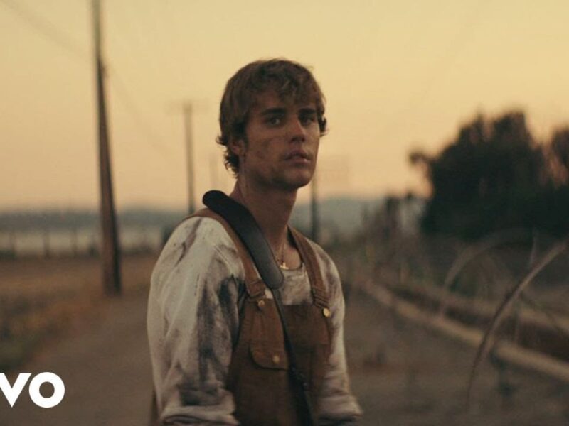 New Video. Justin Bieber – Holy ft. Chance The Rapper