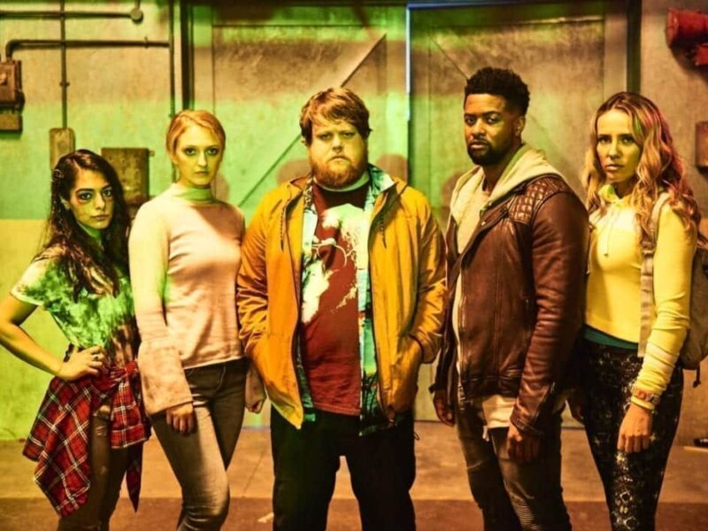 Ravers (2018). Trailer. Película Terror Comedia