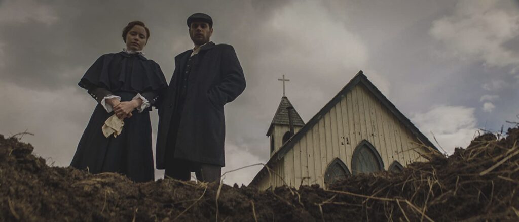 The Curse of Audrey Earnshaw (2020). Película Terror. Trailer