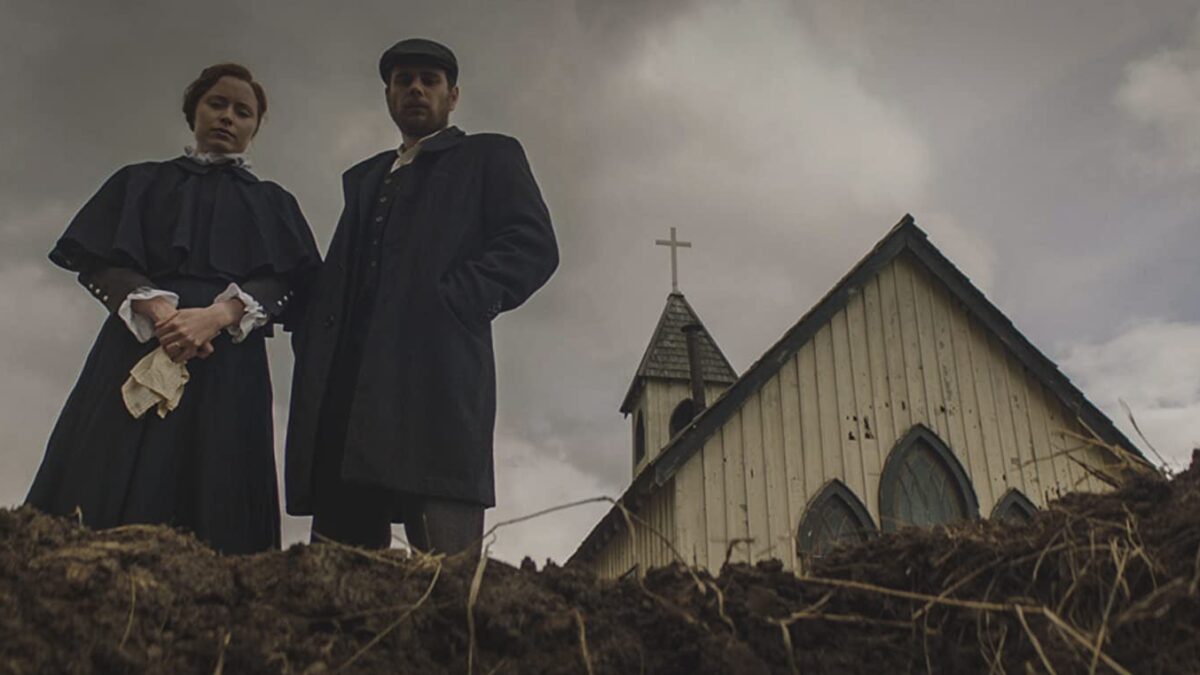 The Curse of Audrey Earnshaw (2020). Película Terror. Trailer