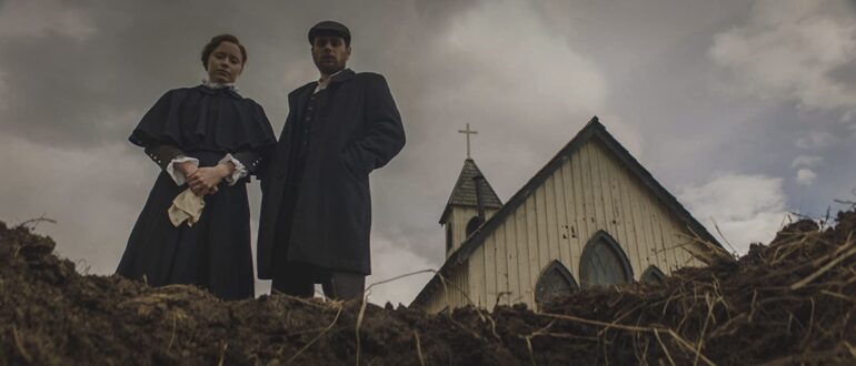 The Curse of Audrey Earnshaw (2020). Película Terror. Trailer