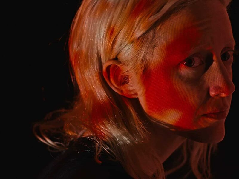 Trailer de Possessor (2020). Película. Brandon Cronenberg. Estreno Octubre