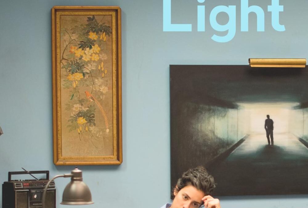 Estrenos: Ms. White Light (2019). Comedia. Película. Trailer