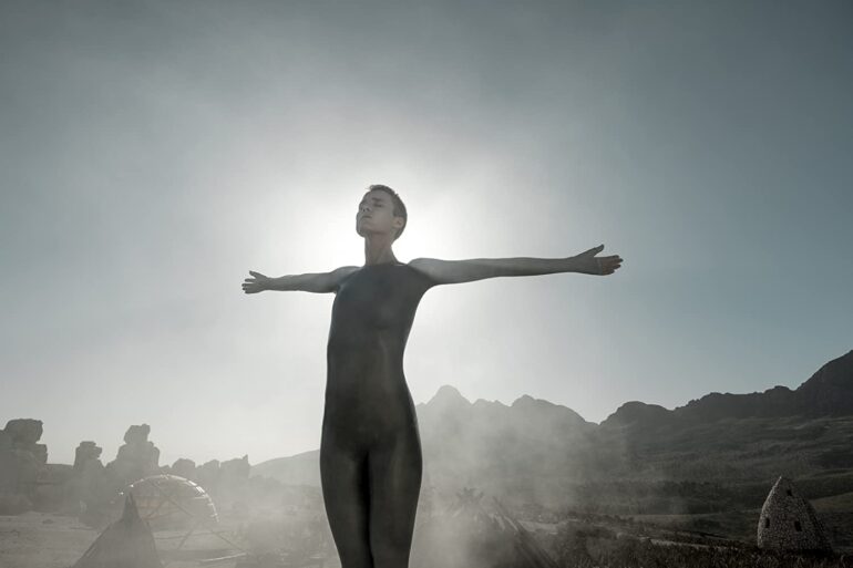 Raised by Wolves, la Nueva Serie de Aaron Guzikowski y Ridley Scott