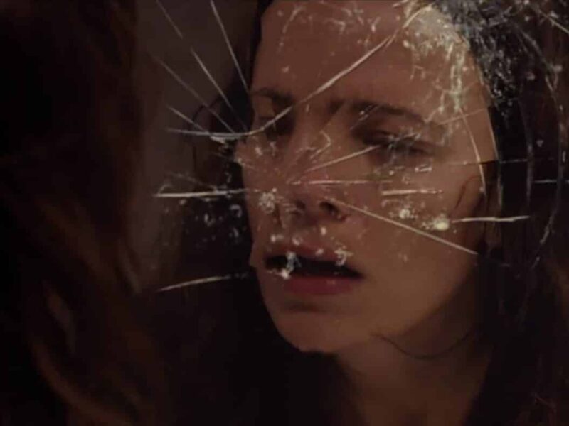 You’re Not Alone (2018). Película Terror. Crítica, Reseña