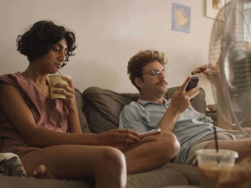 ¡Desconectados! (2020). Película Comedia. Crítica