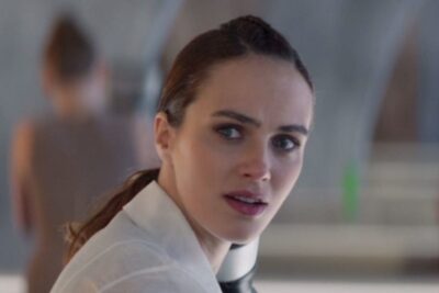 Un Mundo Feliz (2020). Series. Crítica, Impresiones