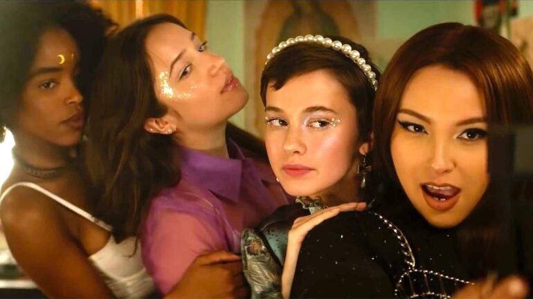 Jóvenes y Brujas (2020). Crítica, Reseña