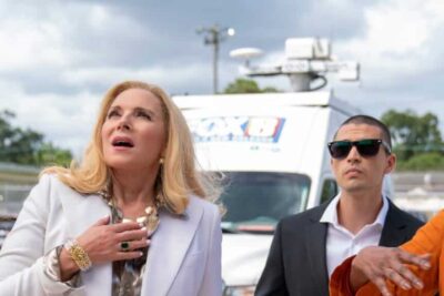 Asquerosamente Ricos (2020). Serie Comedia. Impresiones