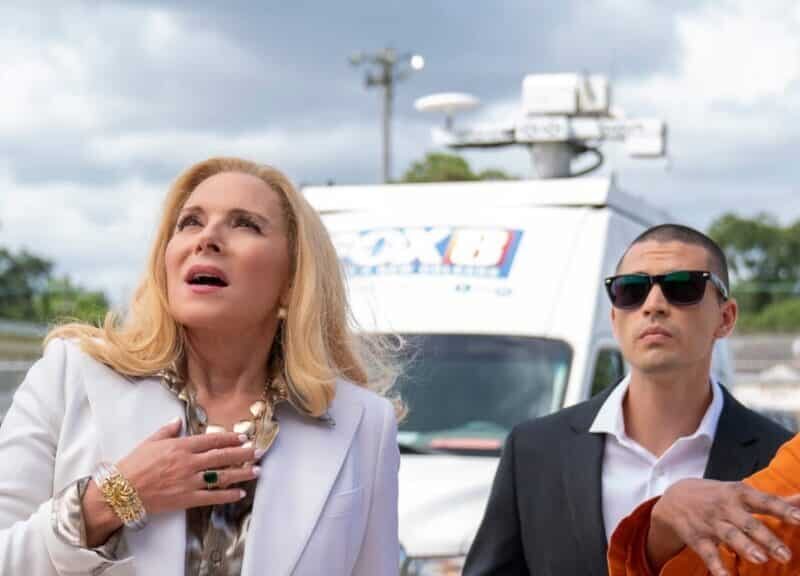 Asquerosamente Ricos (2020). Serie Comedia. Impresiones