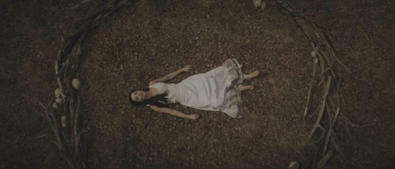 La Maldición de Audrey Earnshaw (2020). Película, Crítica