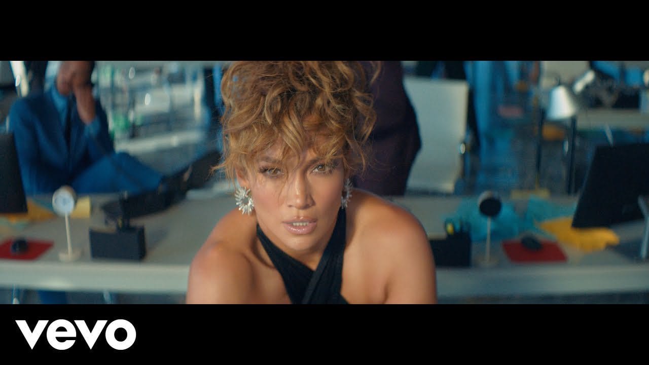 Music Video: Jennifer Lopez & Maluma