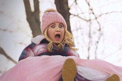 La nueva de Disney en Diciembre: Enmadrinadas (Godmothered) – 2020