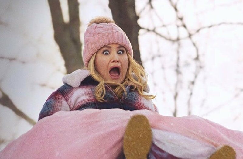 La nueva de Disney en Diciembre: Enmadrinadas (Godmothered) – 2020