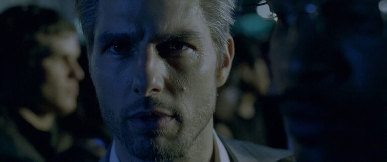 汤姆-克鲁斯的多面性：动作英雄、科学论者、居家男人